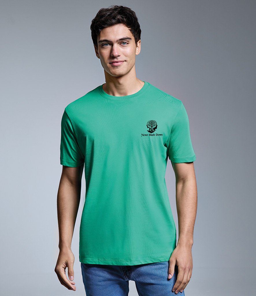 AM10-KEL-MODEL-1-HERO-copy-1.jpg